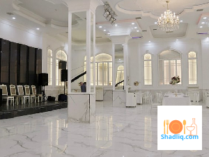 Su səsi Sadliq sarayi